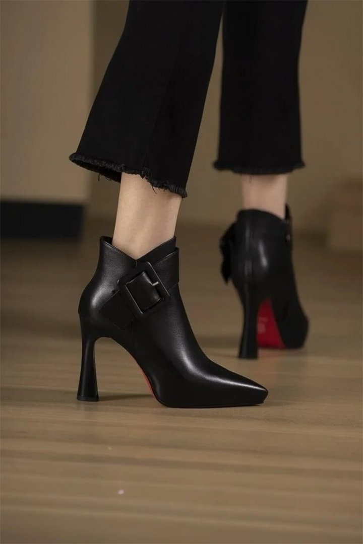 AVELINE LAAGLAARZEN MET GESP