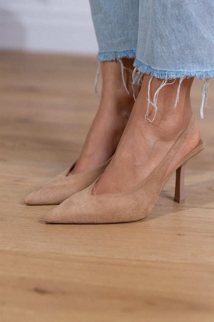 CLAUDIA BEIGE PUMPS MET OPEN HIEL